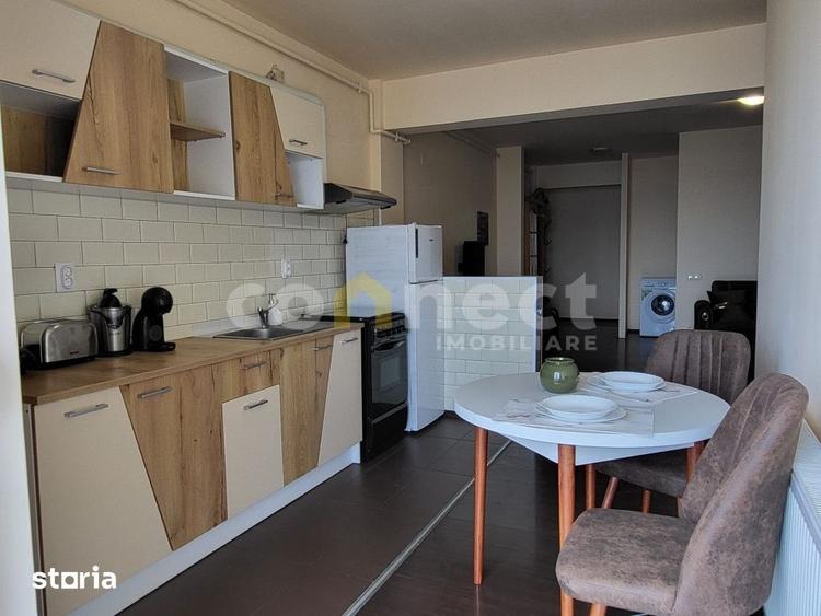 Apartament cu 2 camere semidecomandat, mobilat în Bună Ziua