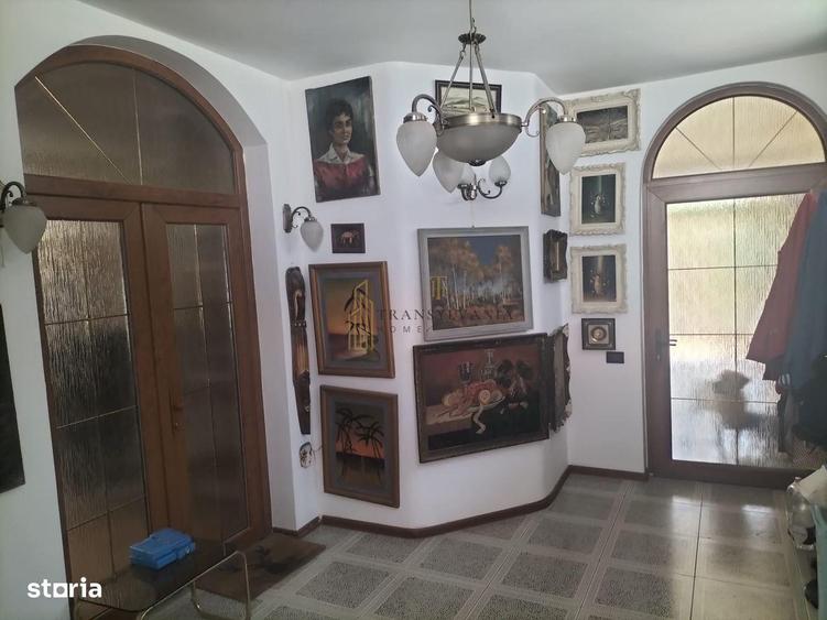 Casă cu 4 camere cu Canalizare în Ultracentral