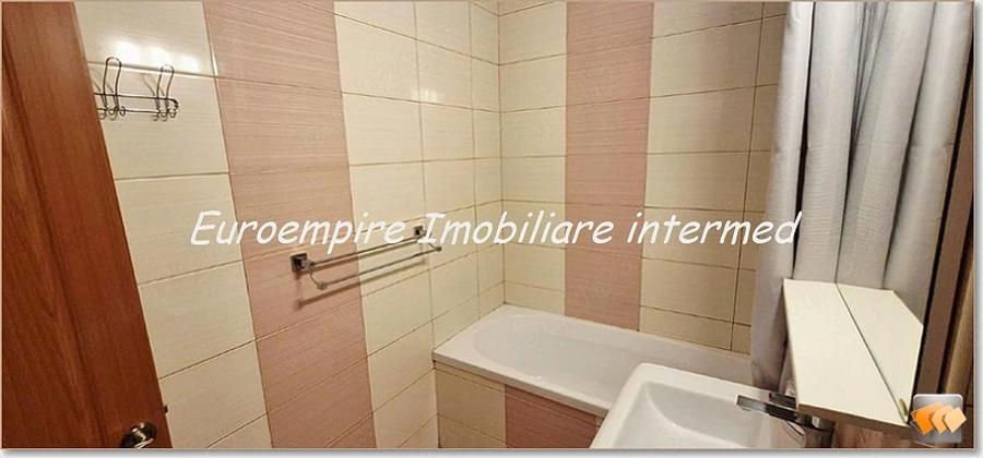 Apartament cu 2 camere decomandat în Km 5