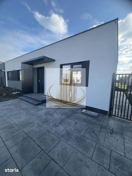 Duplex pe parter | 2 dormitoare | | Dumbravi?a | 178.000 la cheie - 17