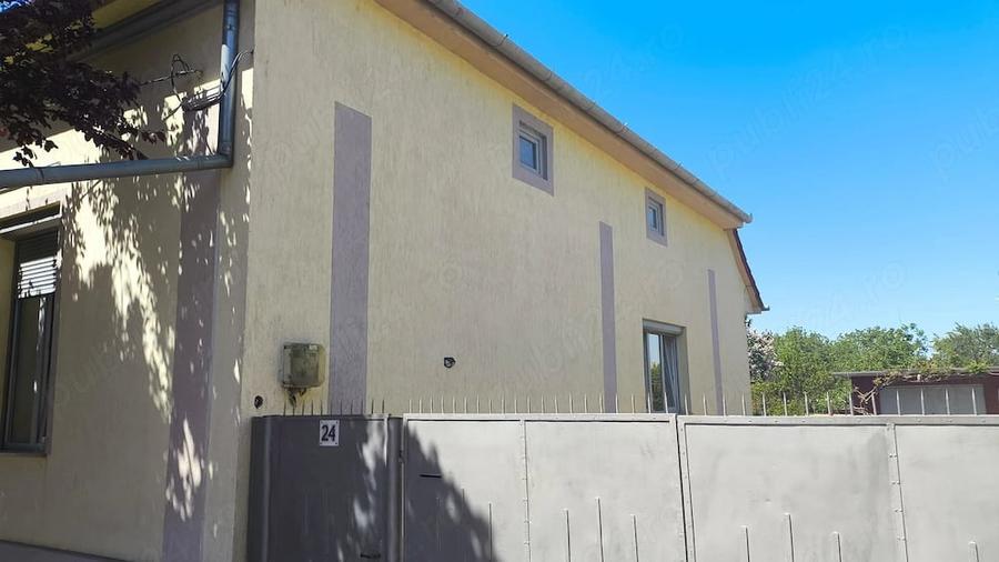 Casă cu 6 camere cu Teren 1892 Mp în Central