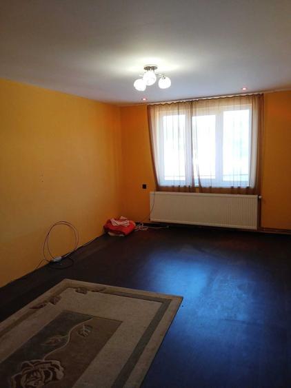 Apartament cu 2 camere decomandat în Malnaș
