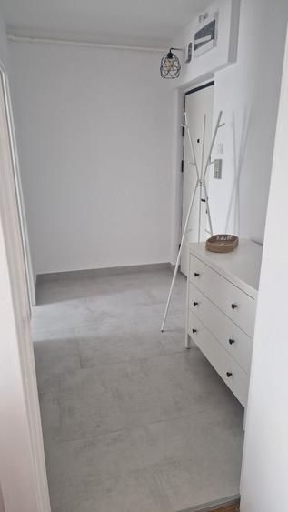 Particular inchiriez apartament 2 camere Astra - 1