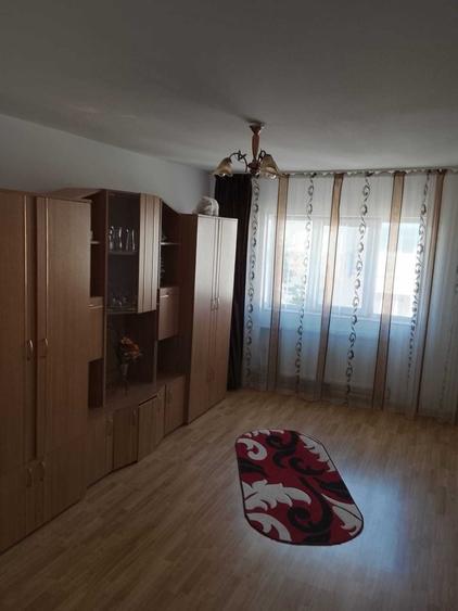 Apartament cu 2 camere decomandat în Crihala