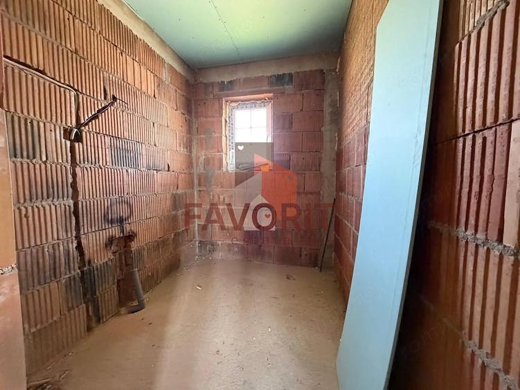Duplex | 3 camere | Parter+Etaj | Toate utilitatile | Sanandrei | - 8