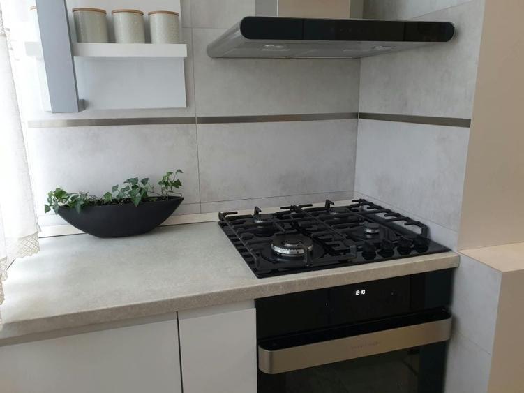 Apartament cu 2 camere decomandat în Exterior Vest