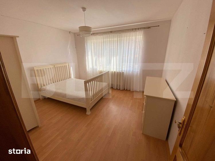 Casă cu 7 camere cu Teren 587 Mp în Răzvad
