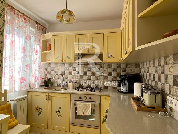 Apartament cu 2 camere decomandat, mobilat în Decebal