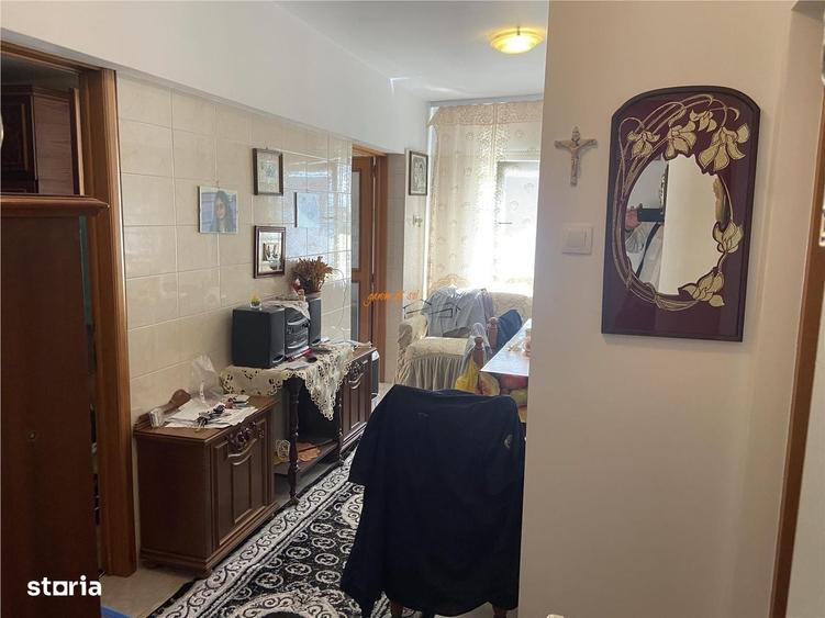 Apartament cu 2 camere decomandat în Ultracentral