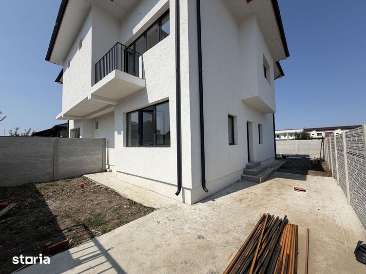 Casă cu 5 camere cu Teren 140 Mp în Central