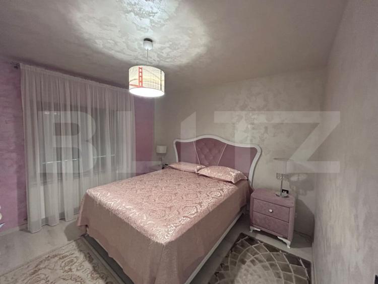 Apartament cu 3 camere decomandat în George Enescu