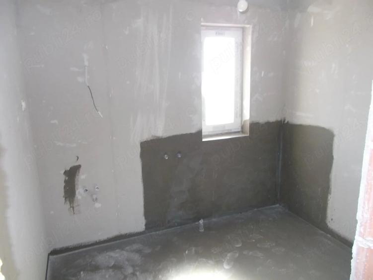 Casă cu 5 camere cu Teren 328 Mp în Favorit