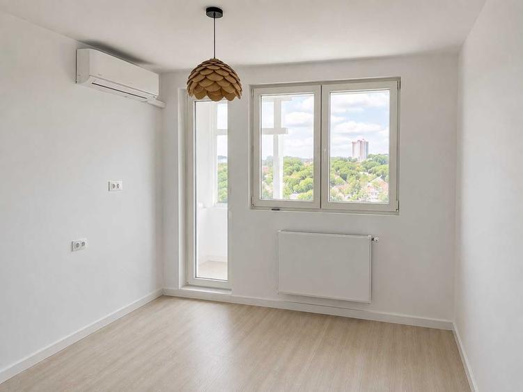 Apartament cu 2 camere semidecomandat în 1 Mai