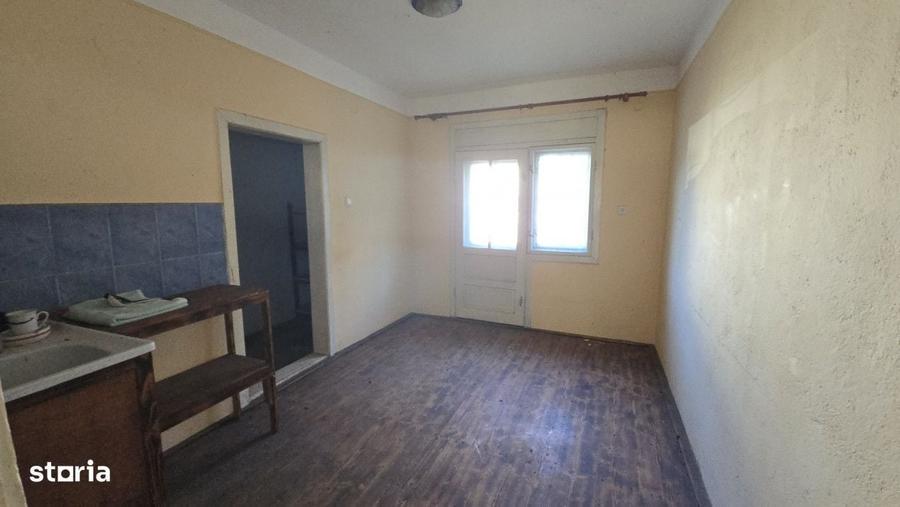 Casă cu 4 camere în Călinești-Oaș