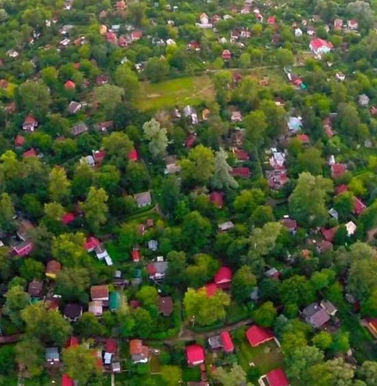 Casă cu 1 camere cu Teren 340 Mp în Central