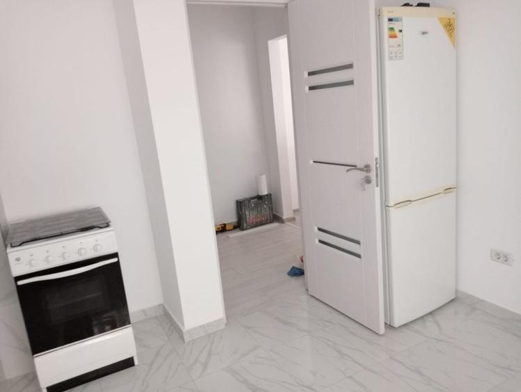 Apartament cu 2 camere semidecomandat în Precista
