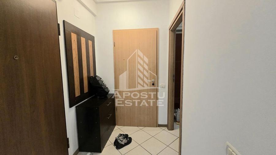 Apartament cu 2 camere semidecomandat, mobilat în Nord