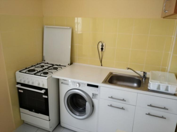 Apartament semidecomandat în Muncii