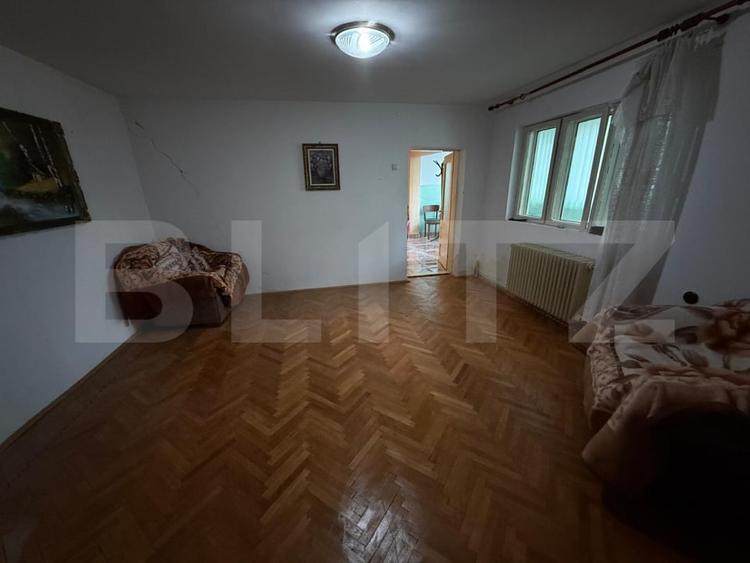 Casă individuală cu 4 camere cu Canalizare în Gheorghe Doja