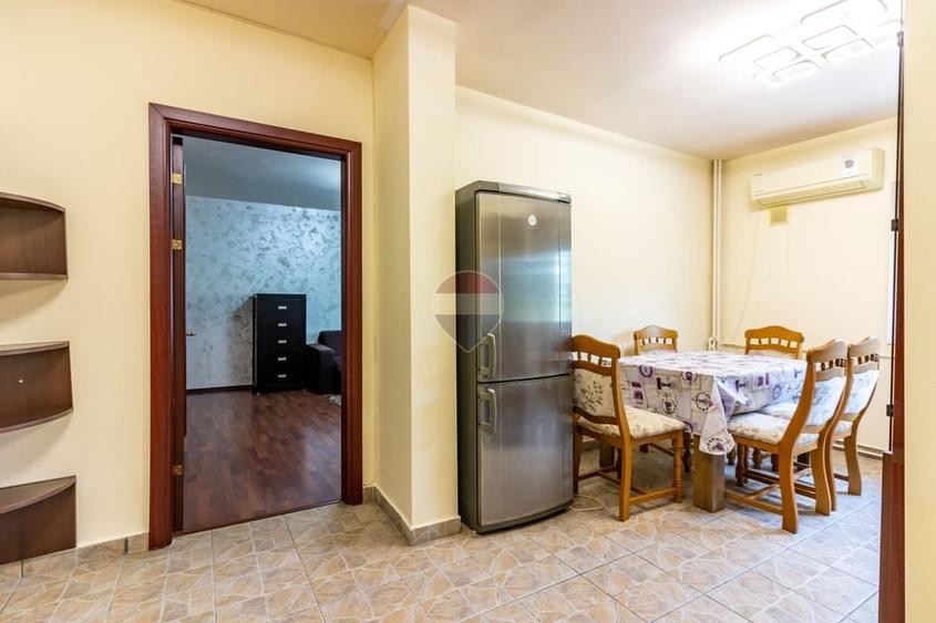 Apartament 3 camere mobilat ,strada Novaci în zona 13 Septembrie - 10