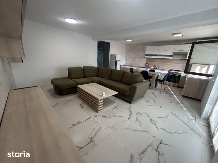 Apartament cu 3 camere în Dumbrăvița