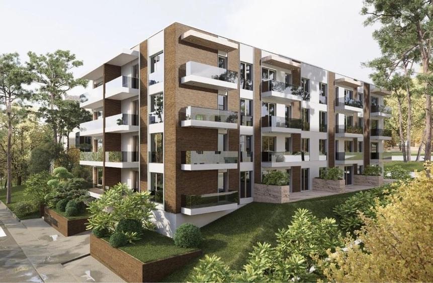 Apartament cu 3 camere decomandat în Exterior Vest
