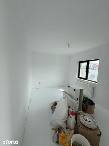 Casă cu 4 camere cu Teren 452 Mp în Central