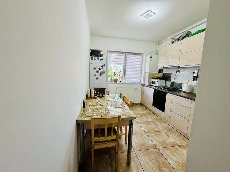 Apartament cu 2 camere decomandat, mobilat în Chiajna