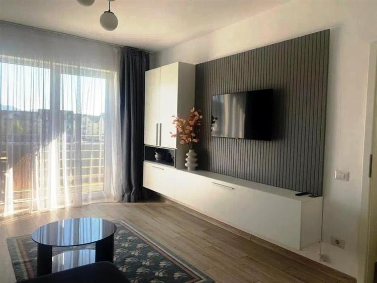Apartament cu 2 camere decomandat, mobilat în Periferie