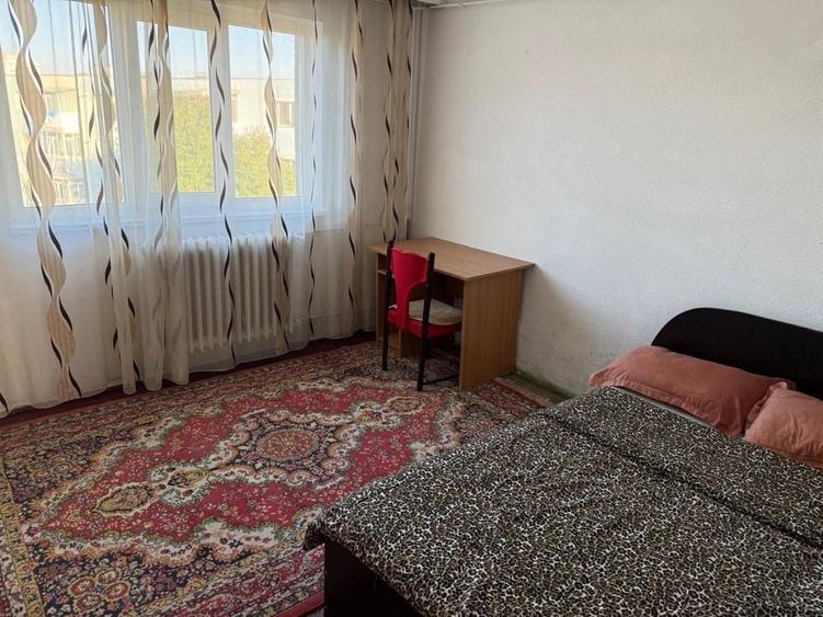 Apartament cu 2 camere decomandat în Găvana