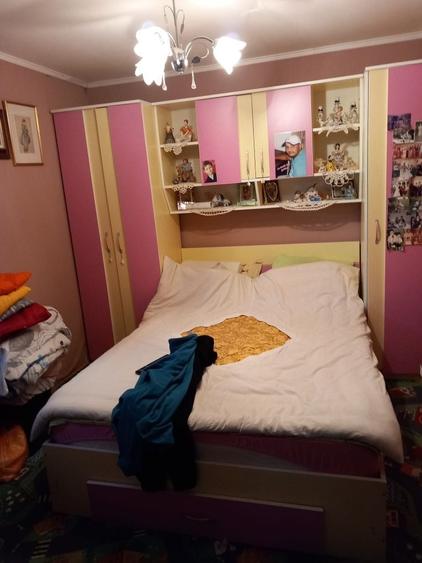 Casă cu 4 camere în Gherghița