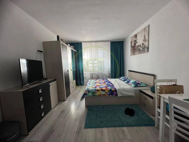 Garsonieră mobilată și utilată • Vasile Aron • Etaj 4 • Lângă Milea & Mall - 1