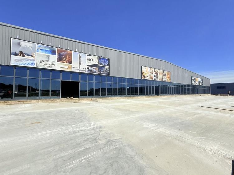 Spațiu industrial, de 16,000 mp, în Afumați