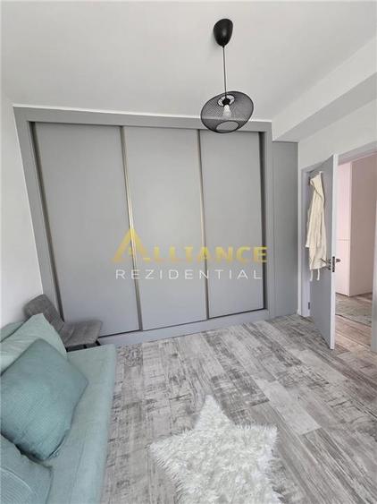 Duplex cu 3 camere cu Canalizare în Central