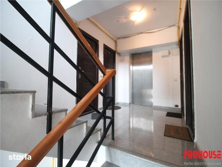 Apartament cu 2 camere decomandat în Ultracentral