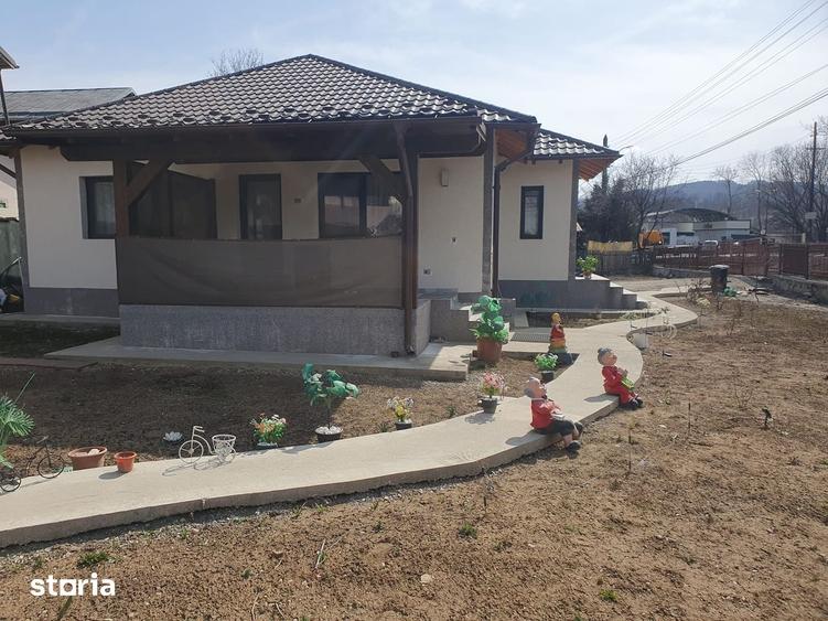 Casa noua Comarnic Valea Prahovei, teren 820 mp, DN1 - 3