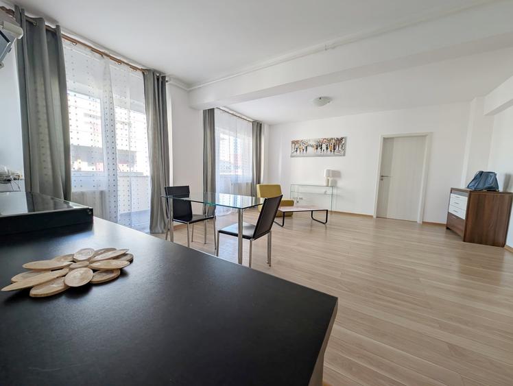 Apartament cu 3 camere semidecomandat în Mănăștur