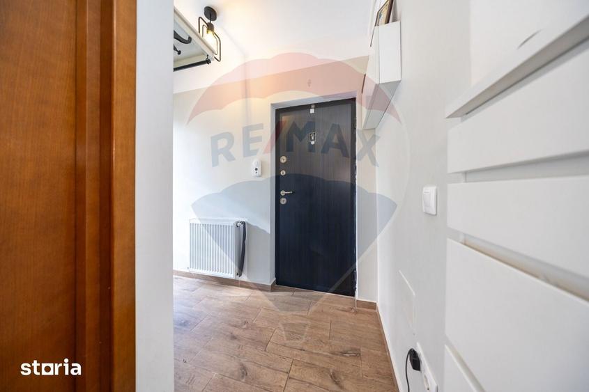 Apartament cu 3 camere în Tractorul
