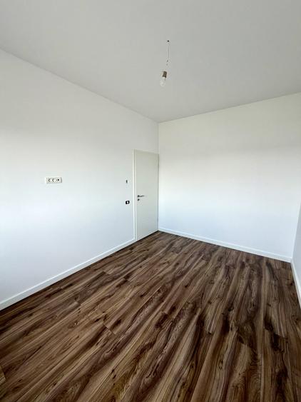 Teren Generos, 5 Camere, Finalizata - 9