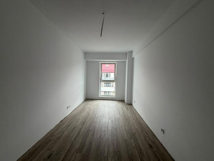 Apartament cu 2 camere semidecomandat în Florești