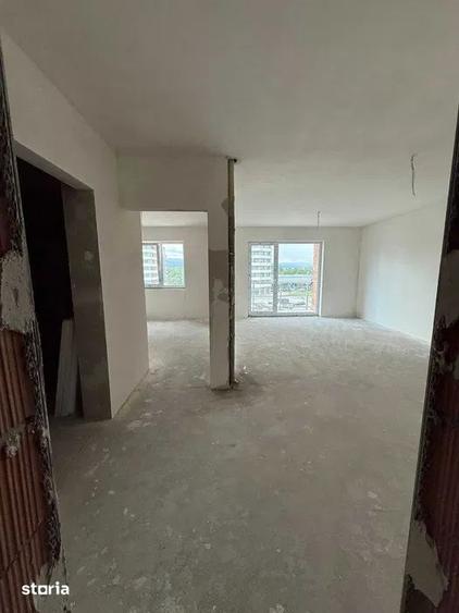 Apartament cu 2 camere semidecomandat în Florești