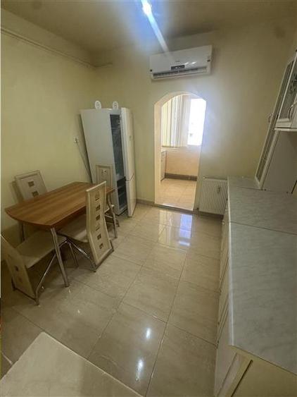 Apartament cu 2 camere decomandat, mobilat în Lipovei