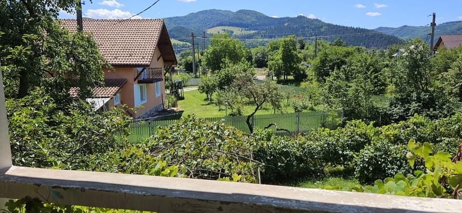 Casă individuală cu 6 camere cu Garaj în Vaduri