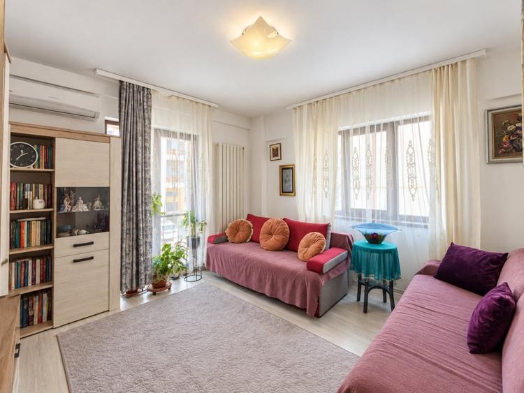 Apartament cu 2 camere decomandat, mobilat în Energia