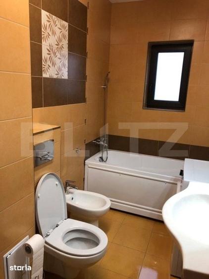 Apartament cu 3 camere semidecomandat în Bună Ziua