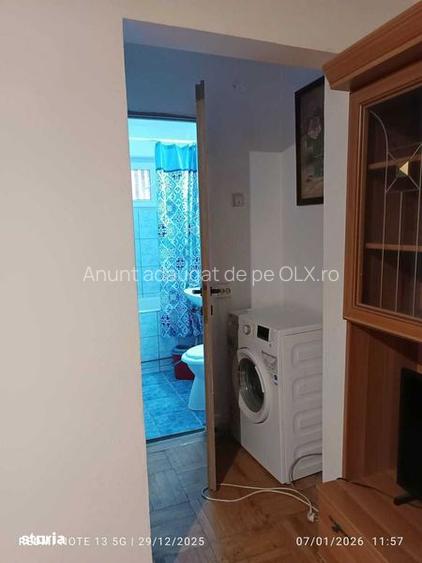 Inchiriez apartament 2 camere, zona Boul Rosu, centrala proprie
