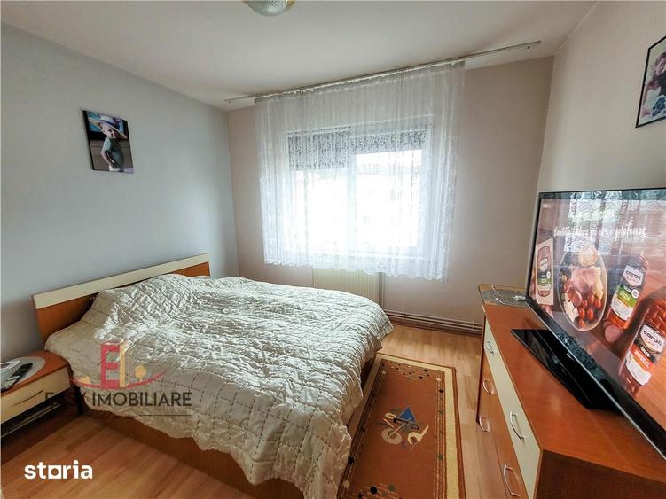 Apartament cu 3 camere în Tudor
