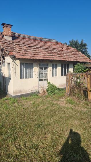 Casă individuală cu 3 camere cu Canalizare în Bunești