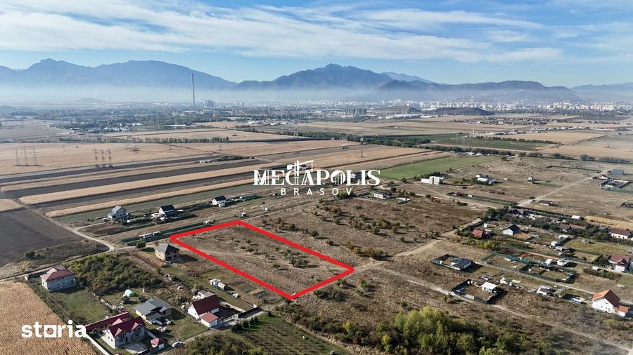 Teren de 1363 mp, în Sânpetru
