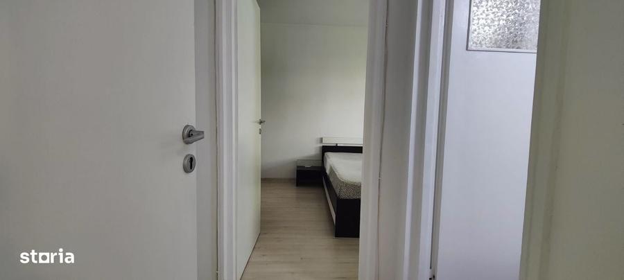 Apartament cu 2 camere decomandat în Drumul Taberei — fotografia 1